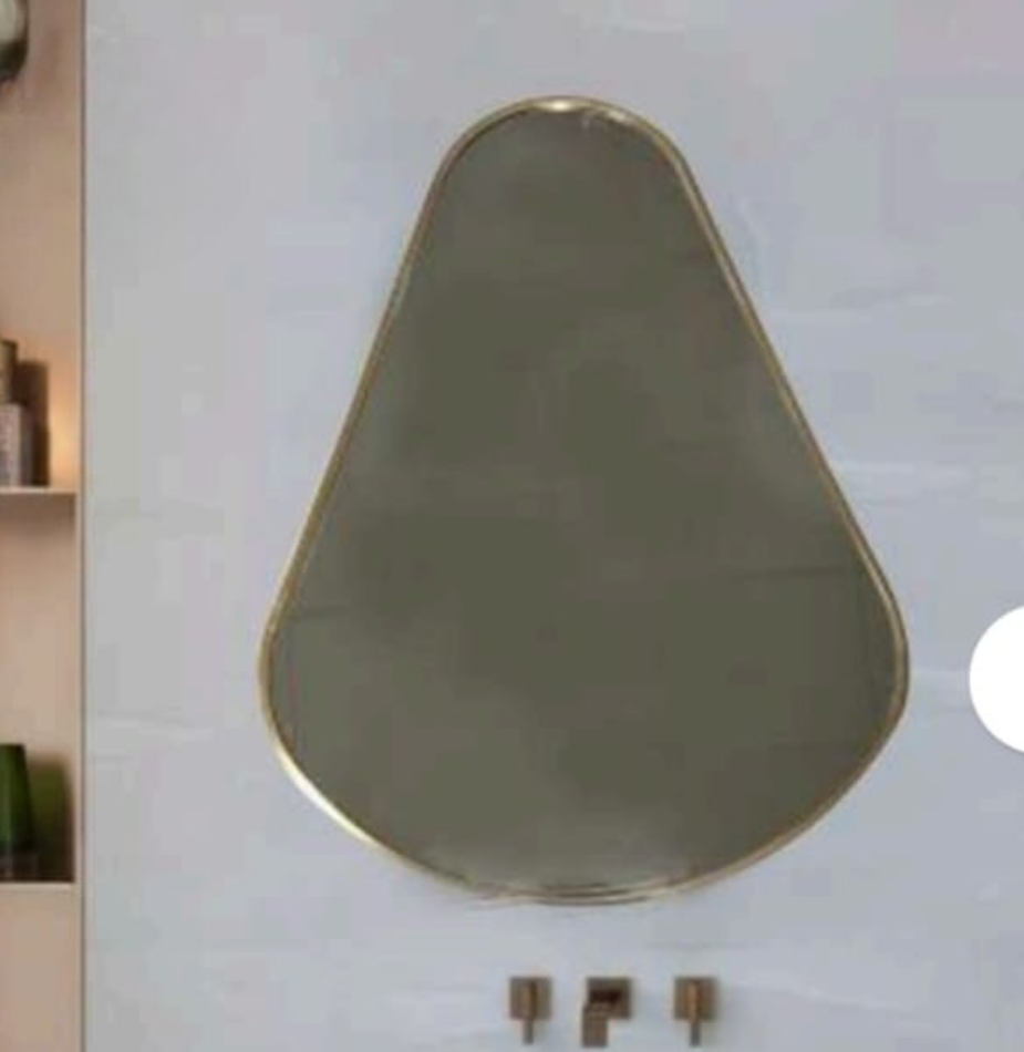 Pebble Gold Form
