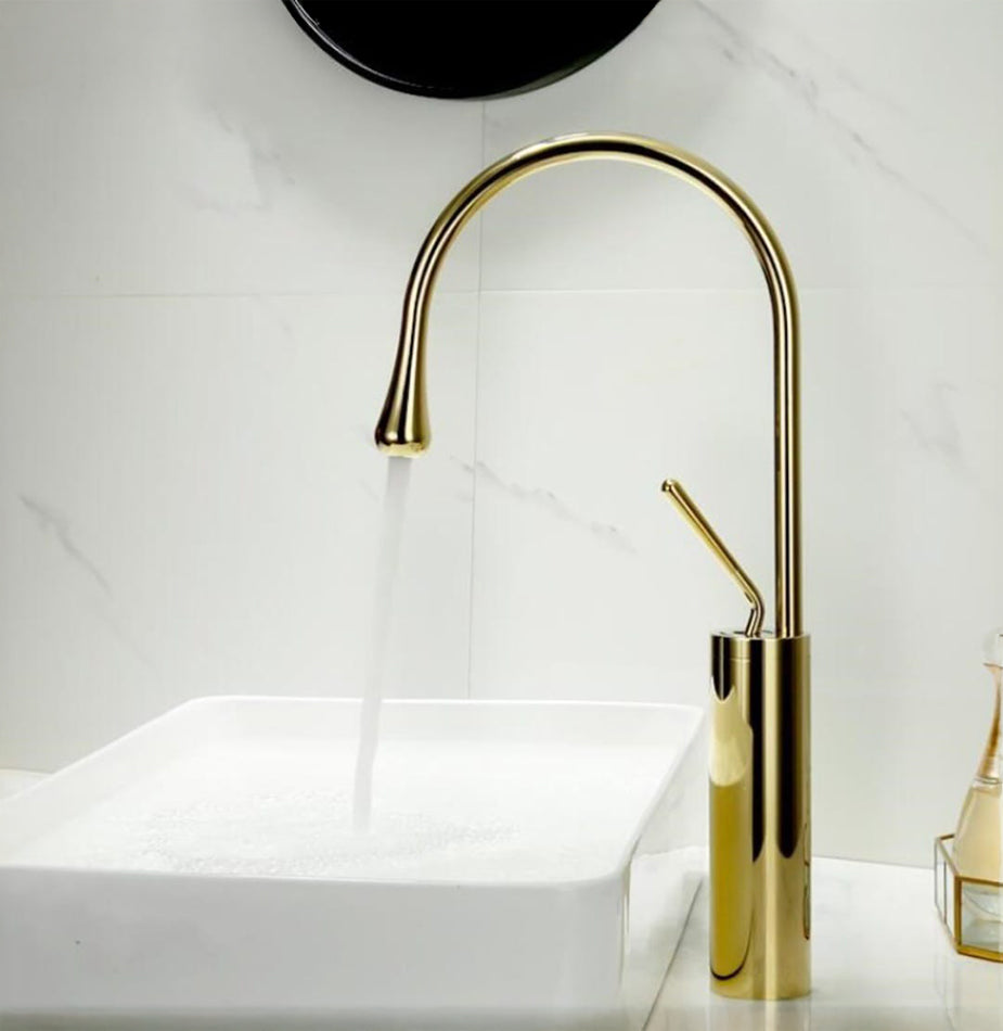 Luxe Arc Faucet